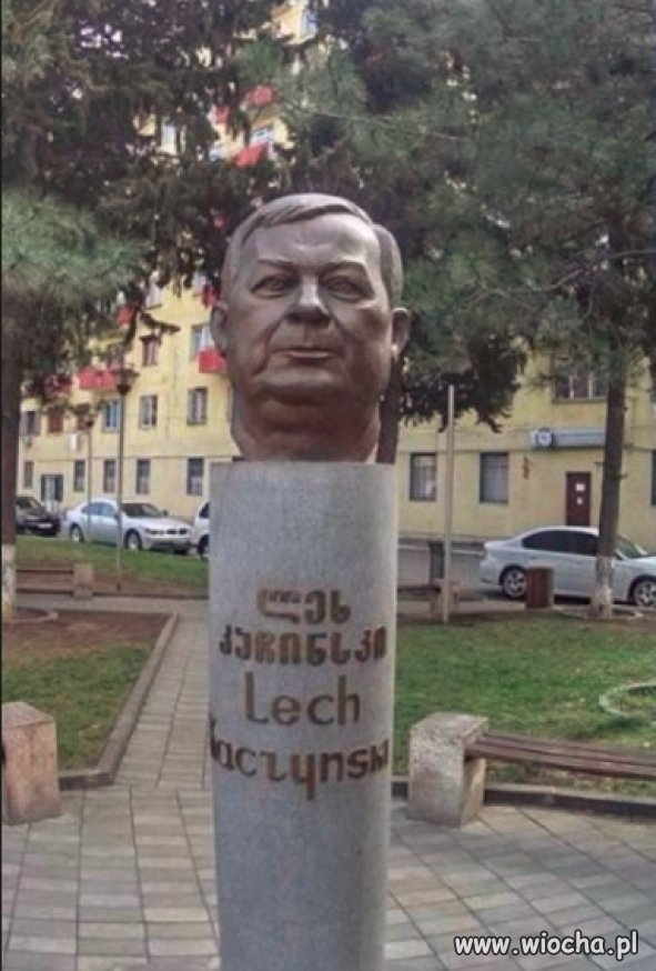 W pierwszej chwili myślałem że to ... (no wiecie)