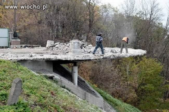 Pracować