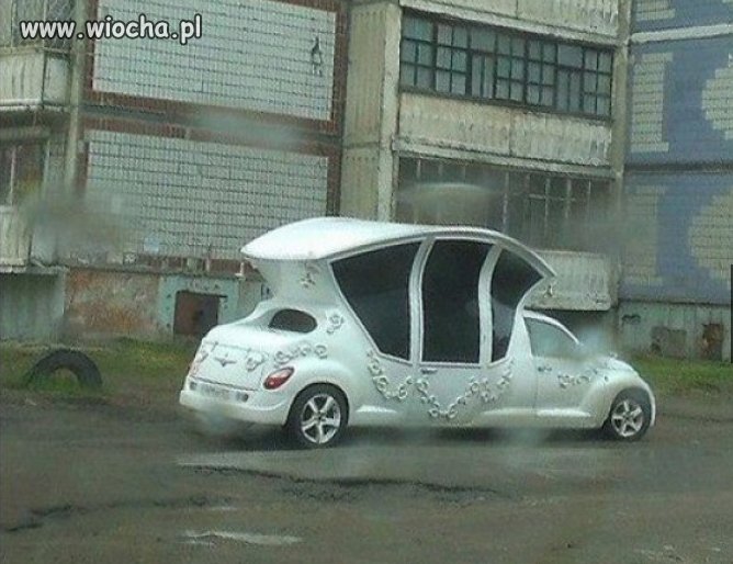 Na Wsi lub w Warszawie.