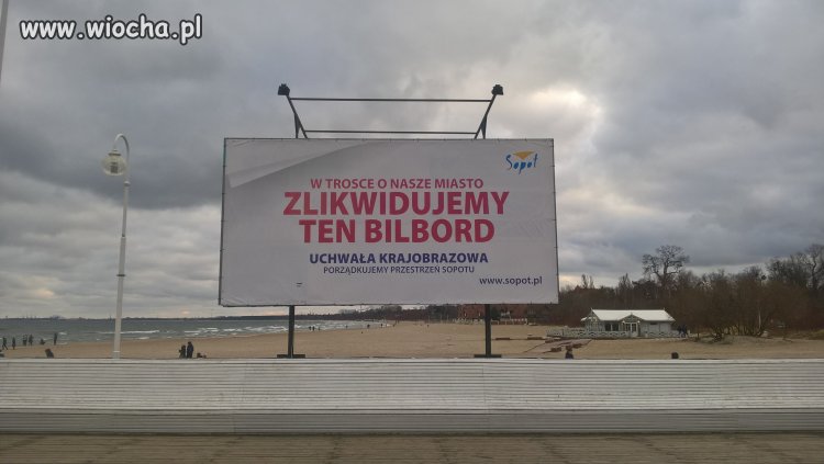 Bilboard zlikwidował się sam...