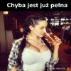 Zatankowała
