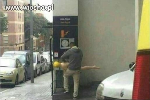 Kiedy w domu nie masz pompki, a ciśnienie jest