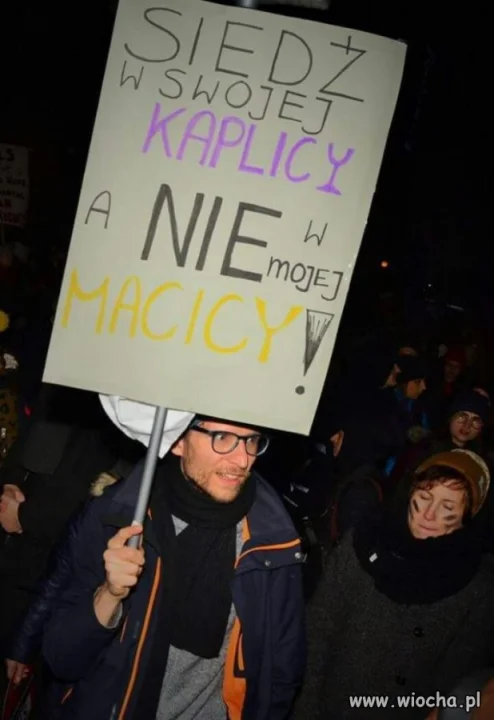 Tymczasem w Warszawie na czarnym proteście.