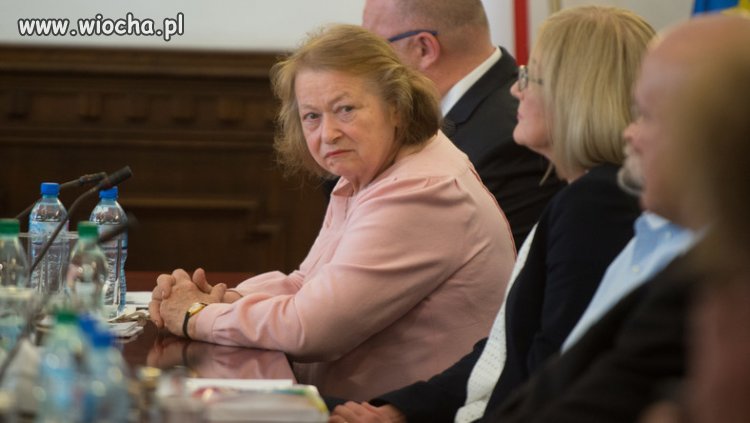 Janina Goss  Od 2016 r. zasiada w radzie nadzorczej PGE