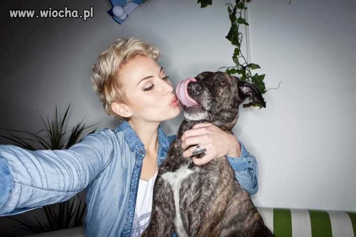 Kiss.