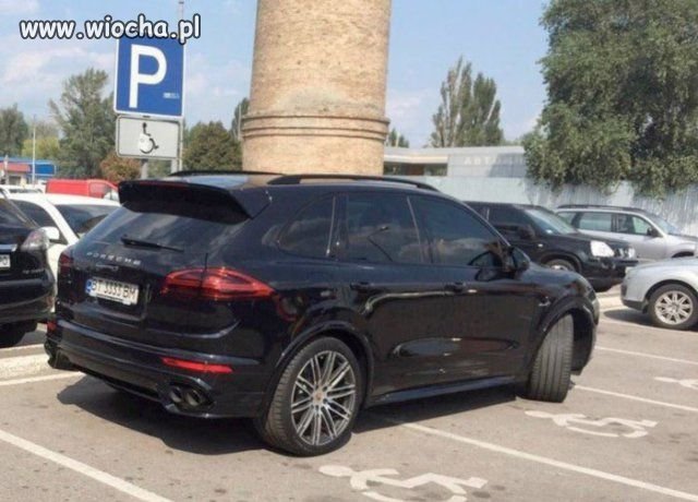 Oto mistrzowski parking.
