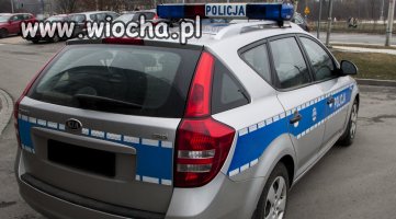 Kraków pobito 3 policjantów.