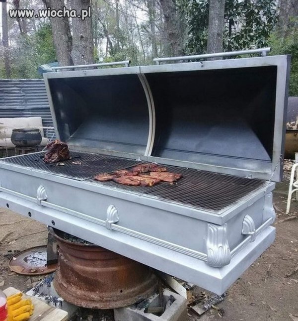Trumna grill i spopielarnia w jedynym 