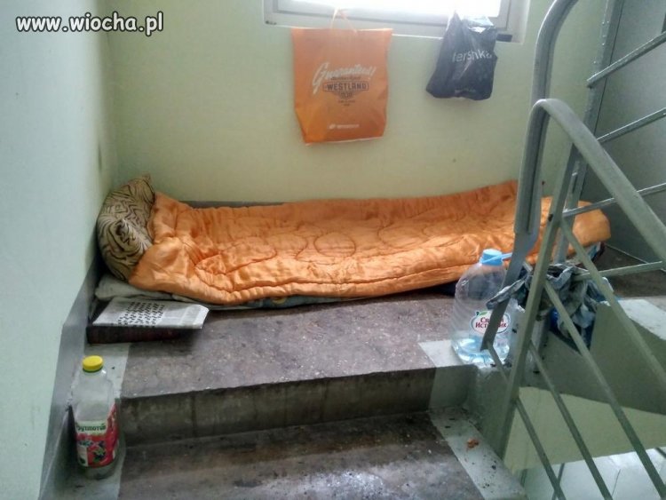 Kiedy mieszkasz w bloku, a stara cię wyebała 