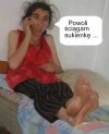 Powoli ściągam sukienkę ...