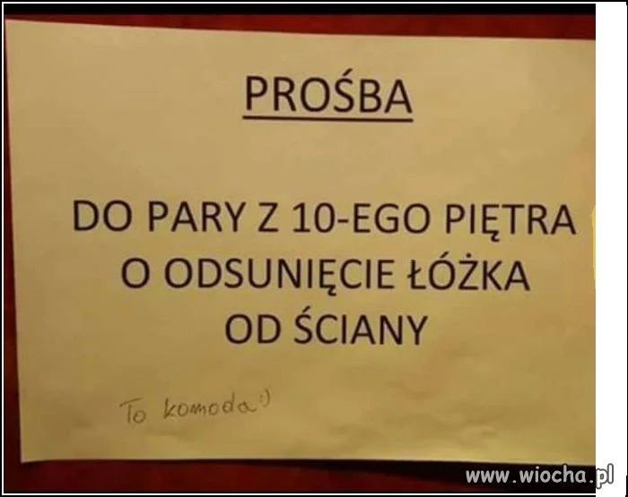 Na komodzie