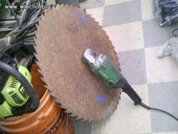 Tą piłę to mąż zrobił jak jeszcze miał ręce