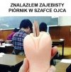 Taki ciasny,dobrze ołówki trzyma