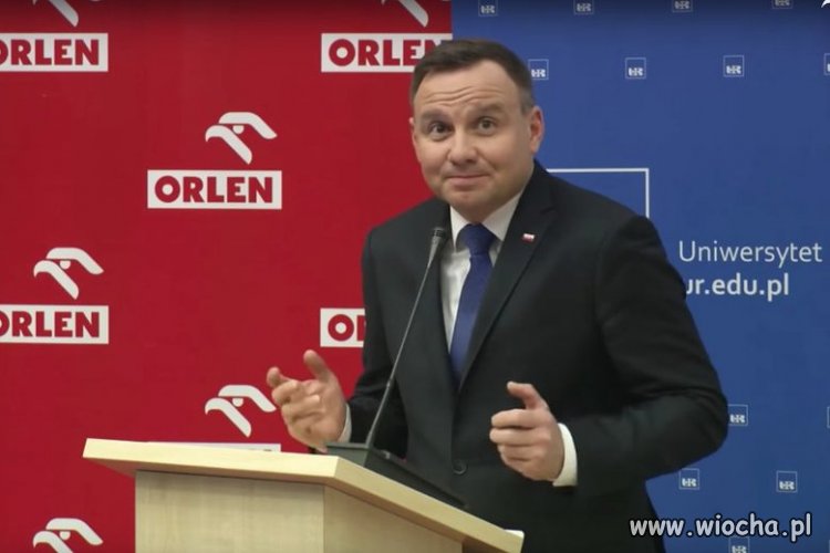 "Co za dziwne ruchy?", "Co za bełkot?"