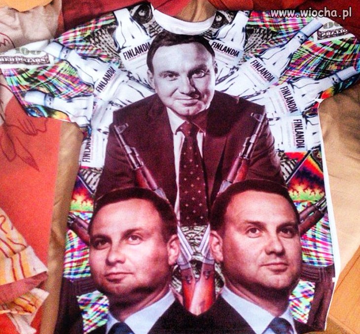 Odzież patriotyczna na miarę naszych czasów 
