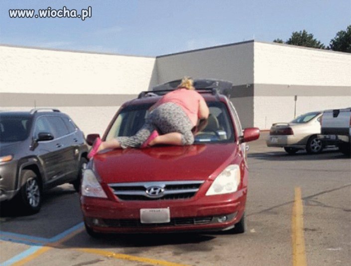 Takie tam na parkingu
