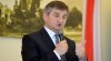 Co ten gość ma do ukrycia ,że nie wpuszcza