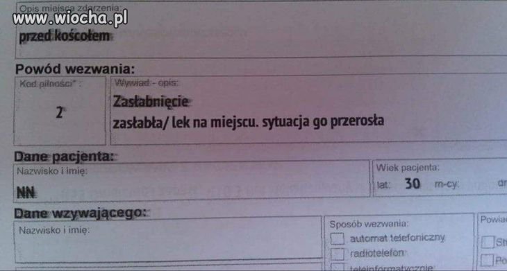 Przed kościołem-sytuacja go przerosła