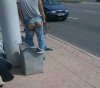 Moda na dziury czy gołodupiec? 