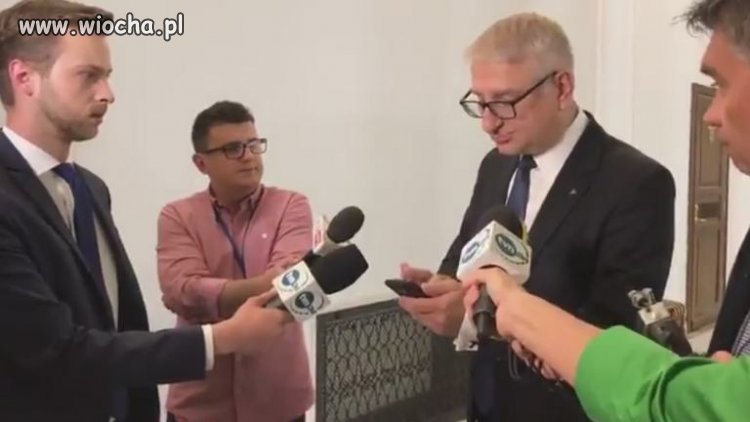 Pięta pokazał swój stosunek do protestujących