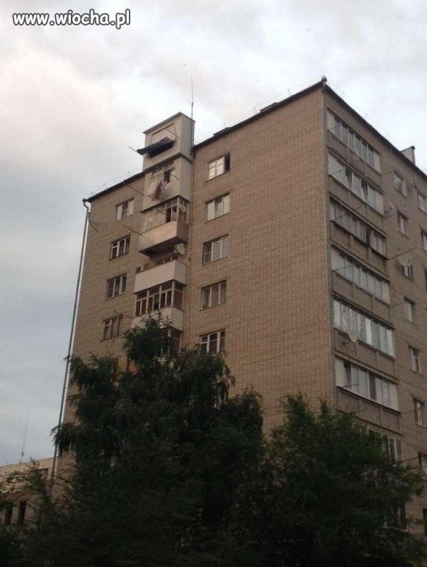 Balkon z pięterkiem 