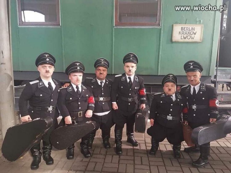Zjazd sobowtórów Adolfa