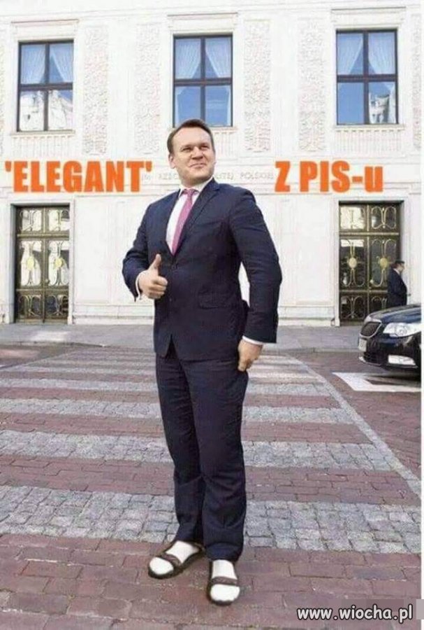 Brakuje mu jeszcze tylko reklamówki z biedry