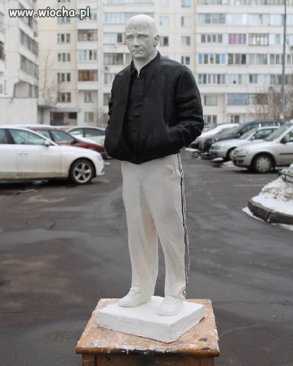 Pomnik dresa