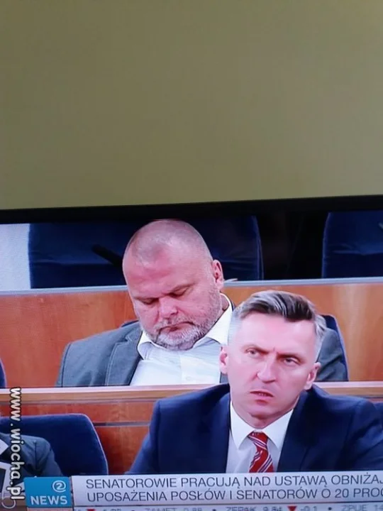 Senat ciężko pracuje...