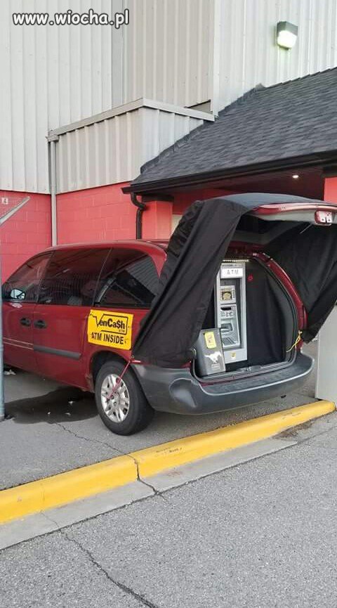 Mobilny bankomat.
