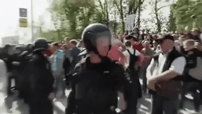 Przemknął