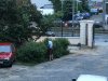 Środek dnia i samo centrum miasta.