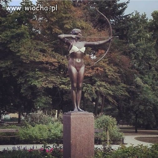 Kiedy po parku spacerują