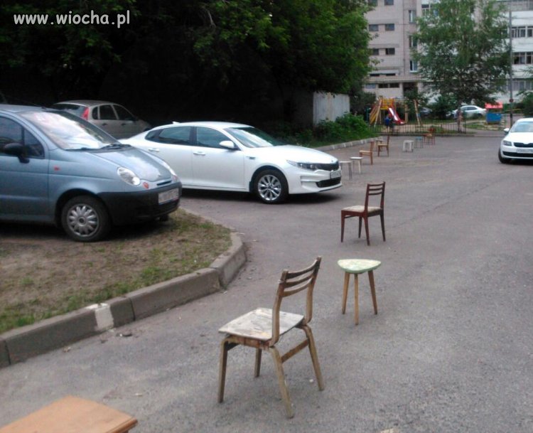 Pachołki parkingowe