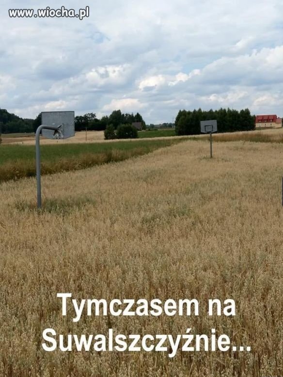 Boisko sezonowe.