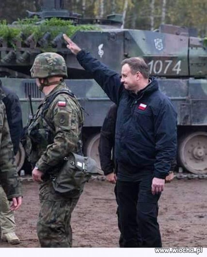 Zapewne fotograf był nasłany przez Tuska 