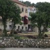 Wojna o autko ,każdy ciągnie do siebie