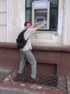 Wybrał idealne miejsce na bankomaty.