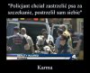 Daj takiemu broń