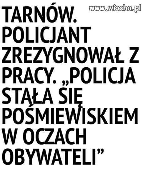 Pośmiewiskiem. Dokładnie.