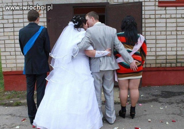 Kolejną rzeczą jest zdobyć zagraniczną dupę.