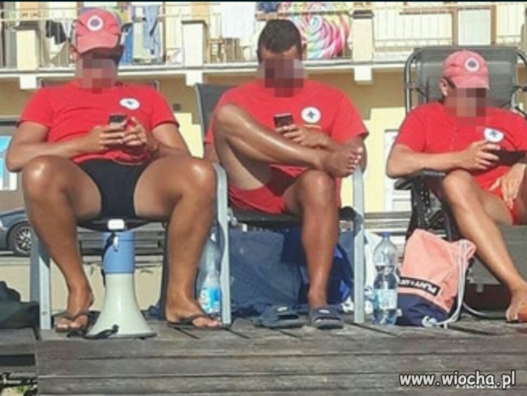 Ratownicy byli tak zajęci, że nawet się nie