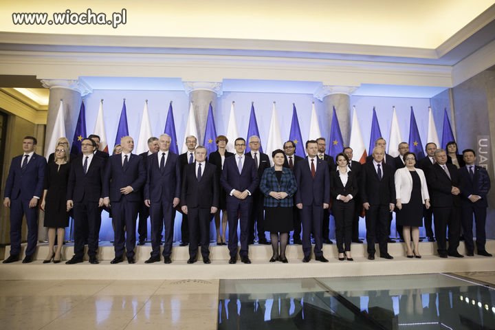 Grupowe zdjęcie przyszłych europosłów 