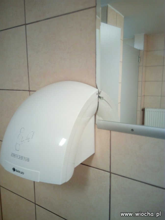 Fachowiec płakał jak montował! 