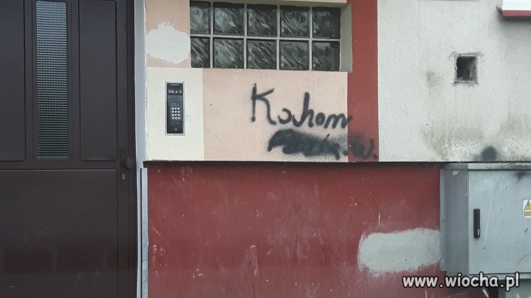 Już chyba nie kocha...