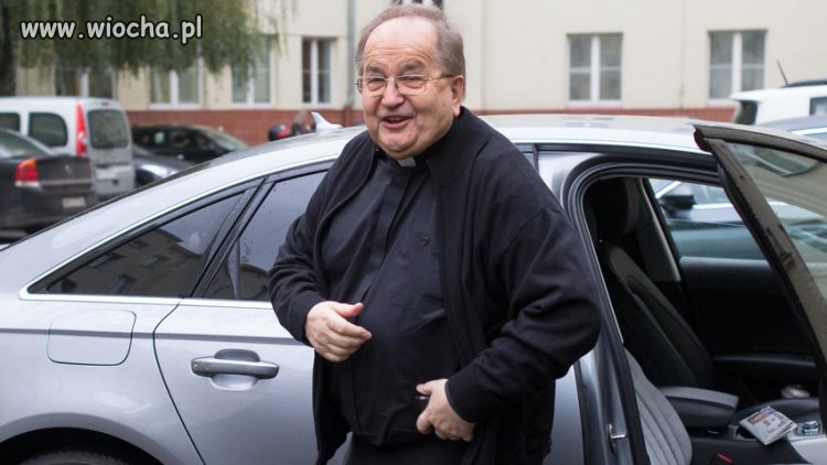 T. Rydzyk vel ojciec vel biznesmen zaproszony na..