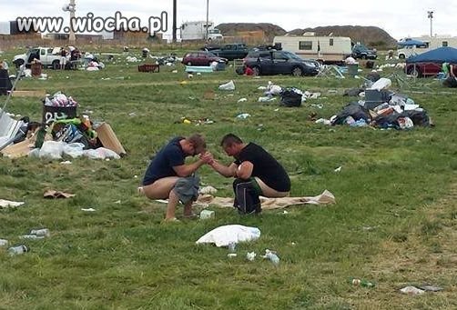 Grali w kanadyjską walkę.