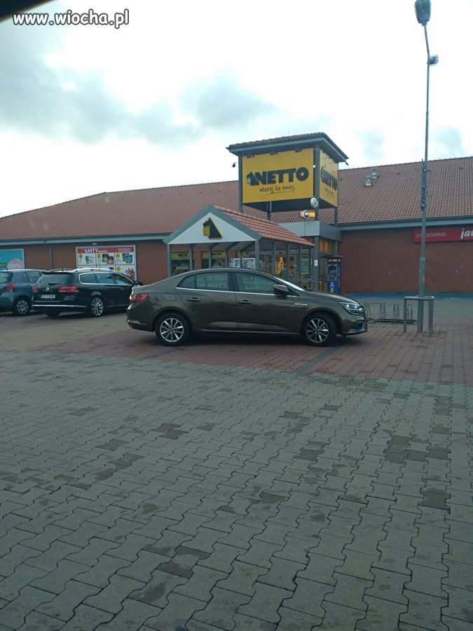 Dużo miejsca, więc się zmieszczę. 