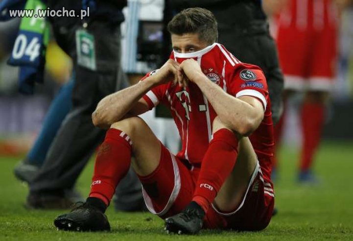  Lewandowski nie znalazł się wśród 30 piłkarzy nominowanych do Złotej Piłk