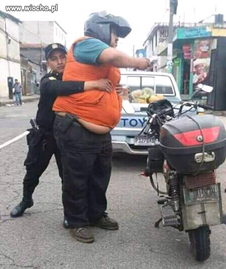 Tak tak...